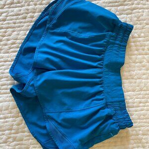 Lululemon Hotty Hot High Rise 2.5" lined shorts